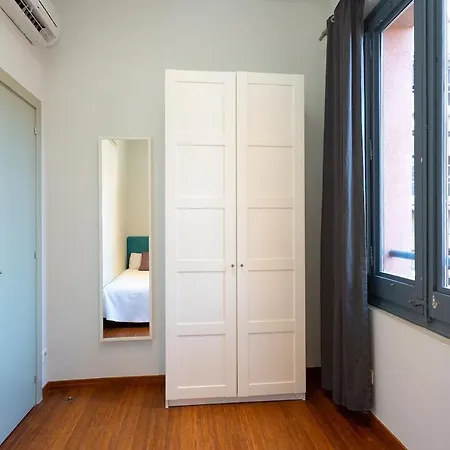 Elegant And Peaceful Retreat - Palauet Tres Torres - 1 Apartment